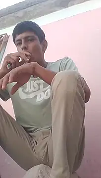 GuillermoRivas webcam show