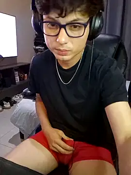 Ais_B10 Show in webcam