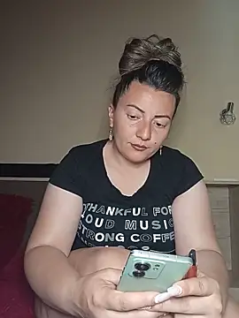 Sweetredvelvet Webcam show