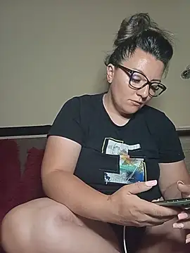 Sweetredvelvet Webcam show