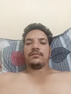 indoregigolo Show in webcam