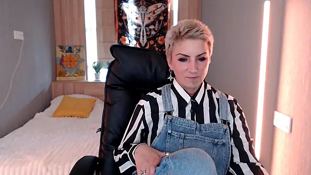 Sweet-n-Strong's Live XXX Chat