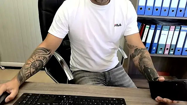 Webkamerová show Evasionee