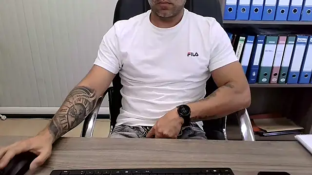 عرض كام Evasionee