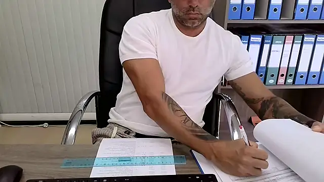 عرض كام Evasionee