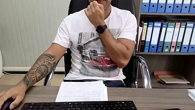 Evasionee 网络视讯表演