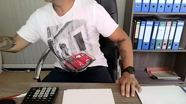 Evasionee 网络视讯表演