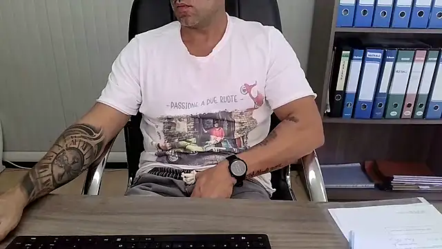 Evasionee Шоу с уебкамера