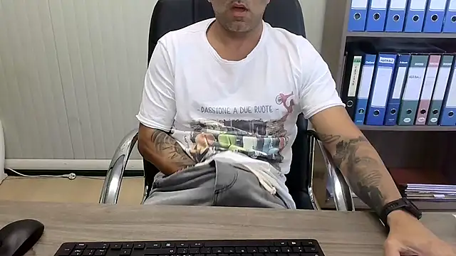 Webkamerová show Evasionee