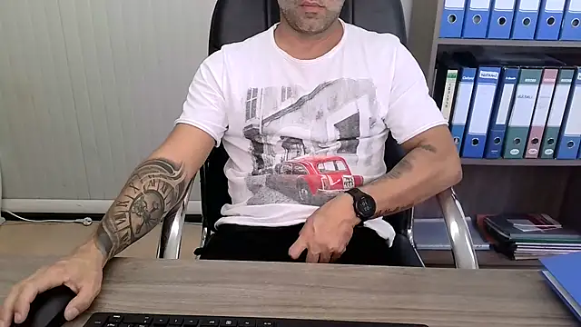 Evasionee webkamerás műsora