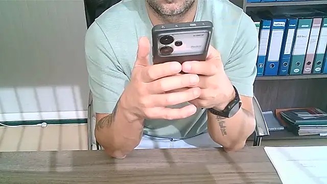 Evasionee Webcam Show