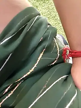 DOLY-20 Adlı Modelin Web Kamerası Şovu