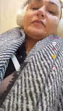 Hausverbot3 Show in webcam