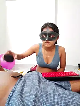 Fucking_Naughty_Coupleのウェブカメラショー