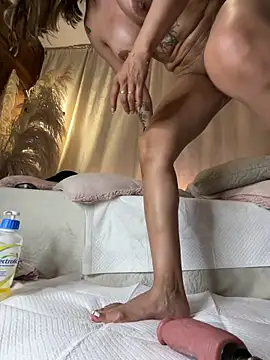ameliaa_lov3's Webcam Show