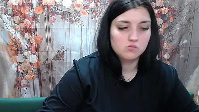 Chat soba uživo modela ScarletCargo