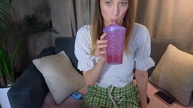 jessie_bell_ Adlı Modelin Canlı XXX Sohbeti