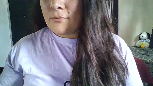 Clara_Arg Chat XXX in diretta
