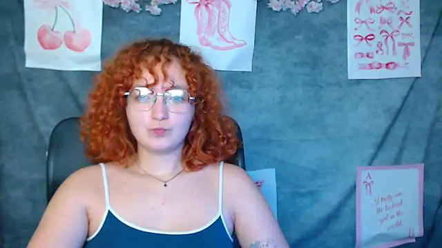 Chat +18 de MissAriaa ao vivo