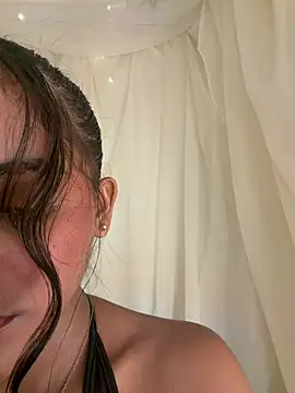 XXX chat uživo modela lizzakennedy