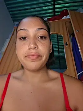 Putaalexa Adlı Modelin Canlı XXX Sohbeti