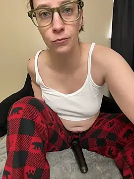 CreamedKitten's Webcam Show