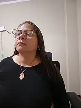 Živý XXX chat Angie_milf50