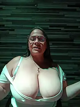 Angie_milf50 Live XXX-Chat
