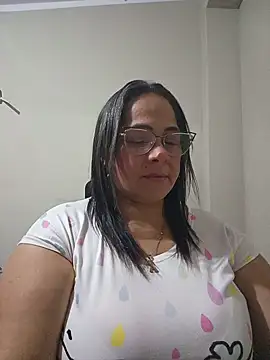 Angie_milf50 – Live XXX-chat