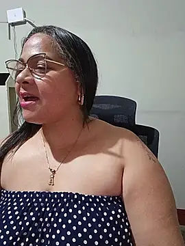 Show de Angie_milf50 na webcam