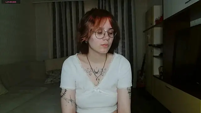 Chat +18 de KellePourier ao vivo
