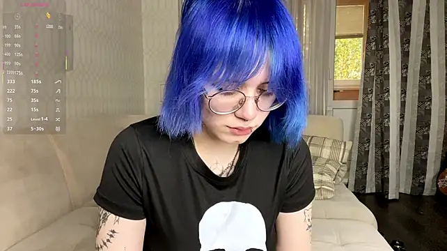 Chat +18 de KellePourier ao vivo