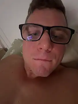 PolishBoy1995 Show in webcam