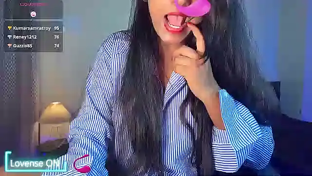 Pinku_shine's Live XXX Chat