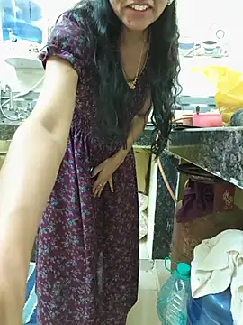 Chat XXX en directo de Cuteteluguammmaie
