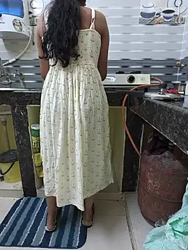 Cuteteluguammmaie's Live XXX Chat