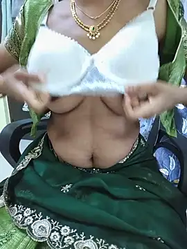 Cuteteluguammmaie's Webcam Show