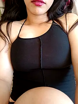 yassmin--'s Webcam Show