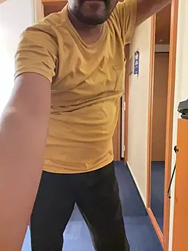 sexyshravan92 Show in webcam