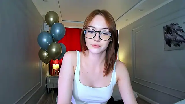 MakeYoueHappy – Naživo XXX chat