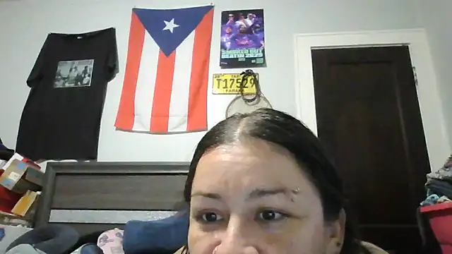 1SexyPanaRican's Webcam Show