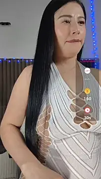 צ'אט XXX בשידור חי של Emma_Hotkiss