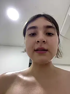 Valentina_ro's Webcam Show