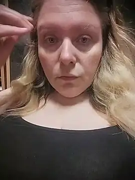 Lana-murr Adlı Modelin Canlı XXX Sohbeti