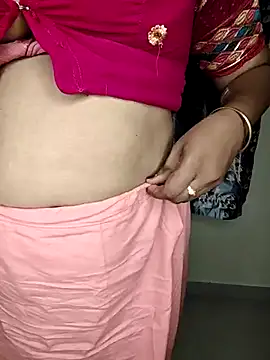 Shreya8999's Webcam Show