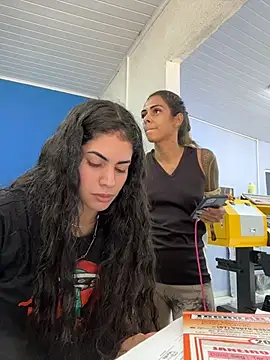 Show de bruxinha01 na webcam