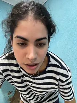 Show de bruxinha01 na webcam