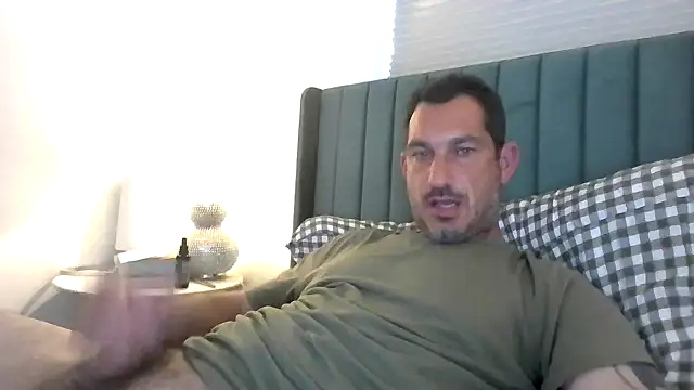ckraiders84 Show in webcam
