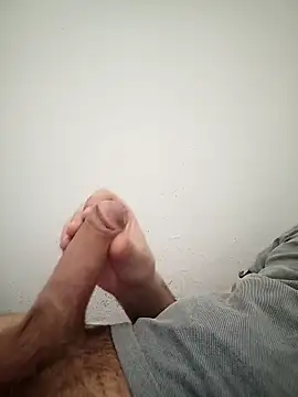 Joyyboy1995 网络视讯表演