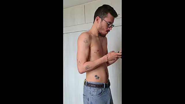 J-Moo Webcamshow